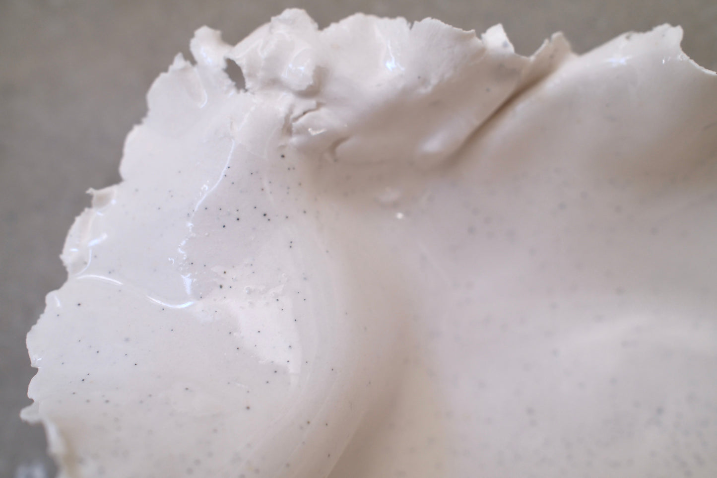 Coupelle Pavlova avec du sable volcanique