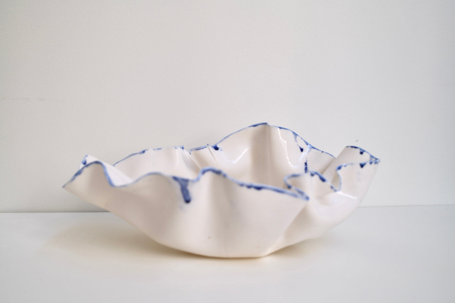 Coupelle Pavlova avec liseré bleu