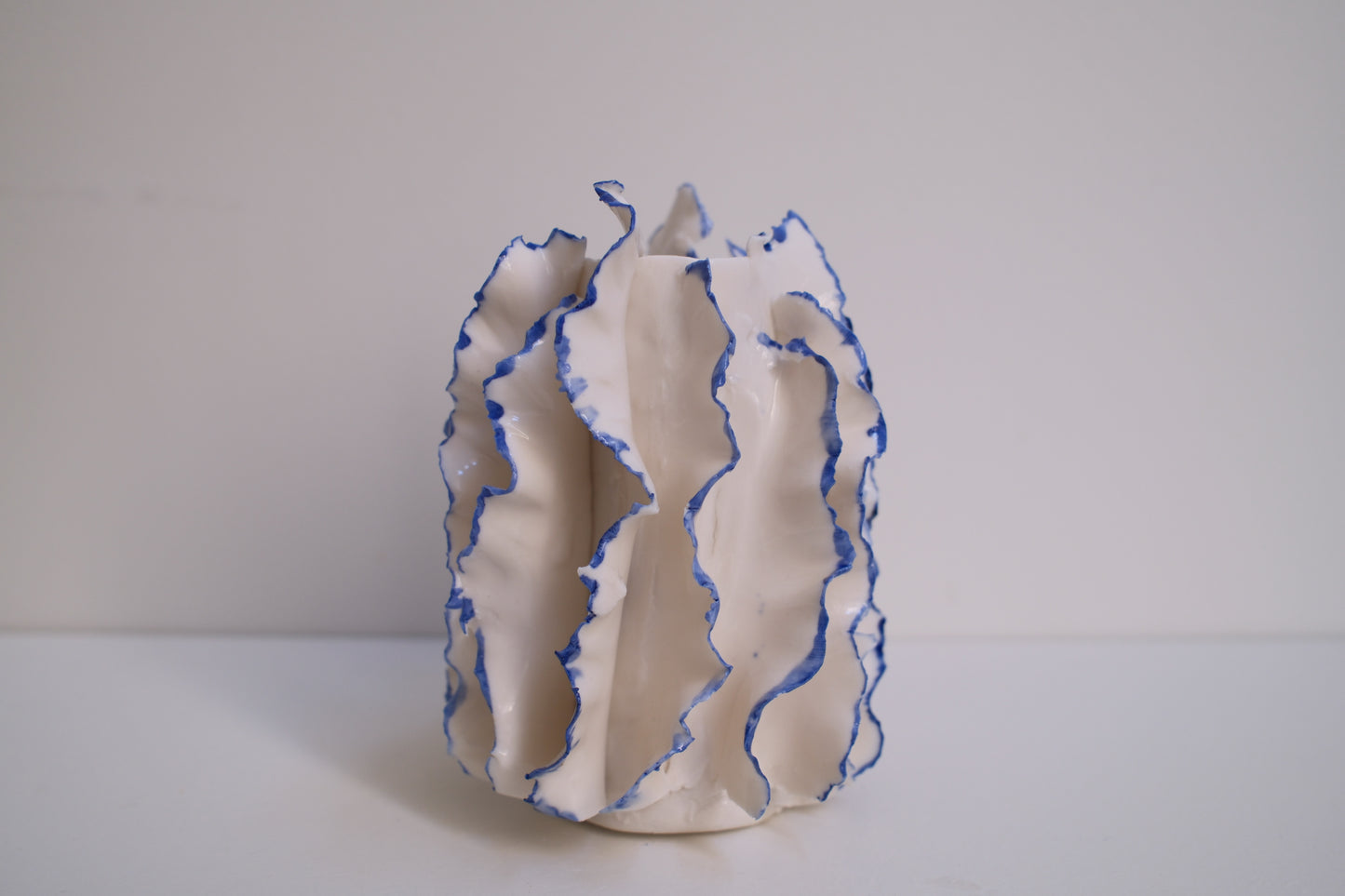 Petit Vase Athéna liseré 💙