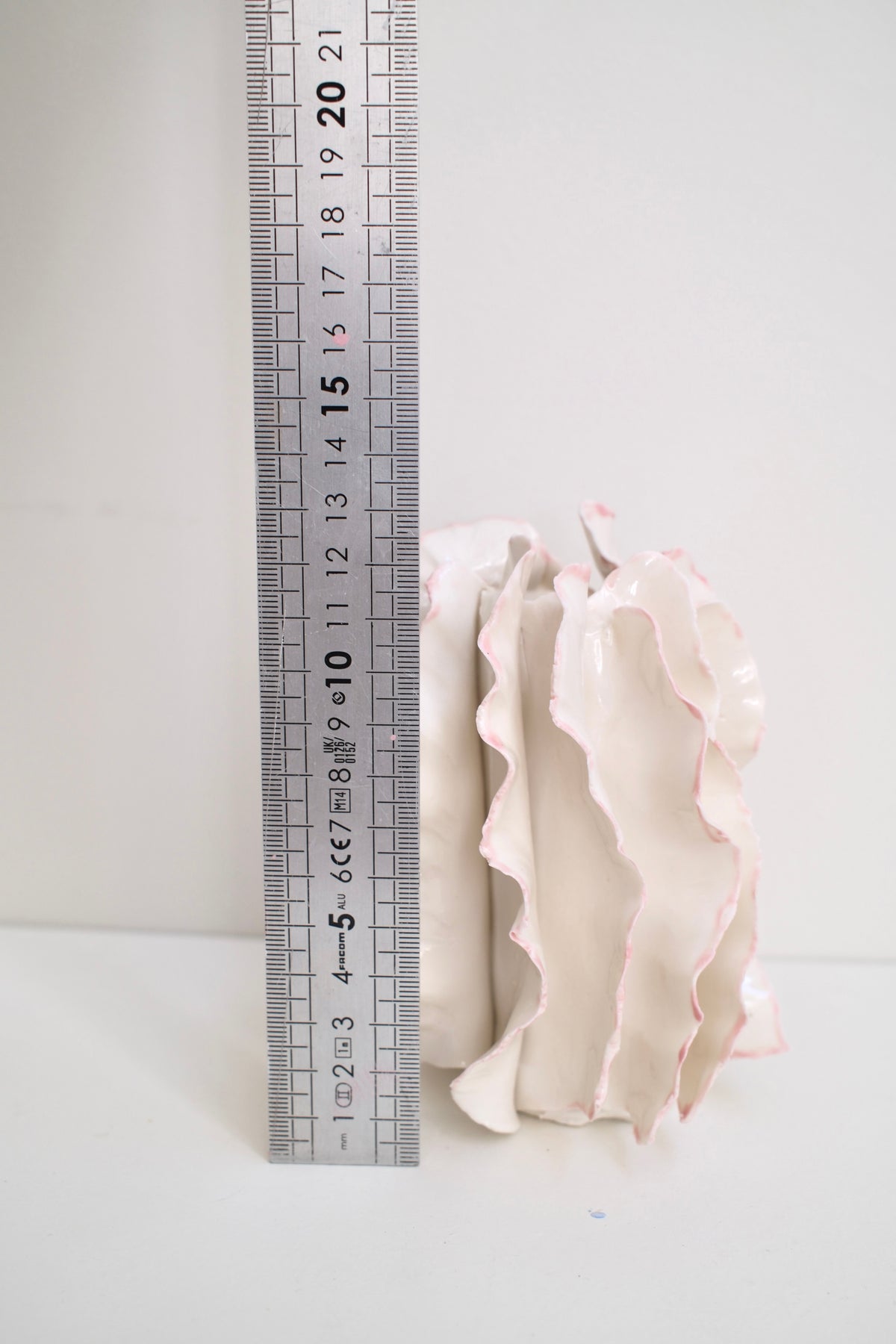 Vase Athéna liseré rose
