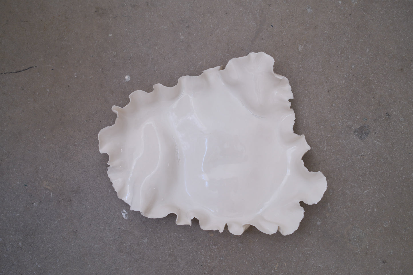 Grande coupelle Pavlova plate  - Vide atelier