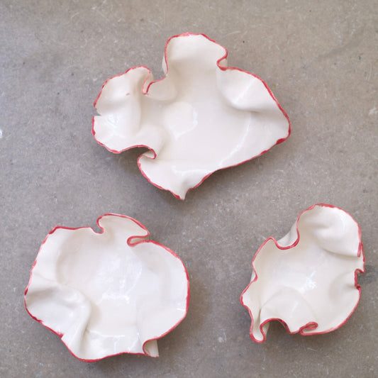 Petite Coupelle Pavlova avec liseré rouge
