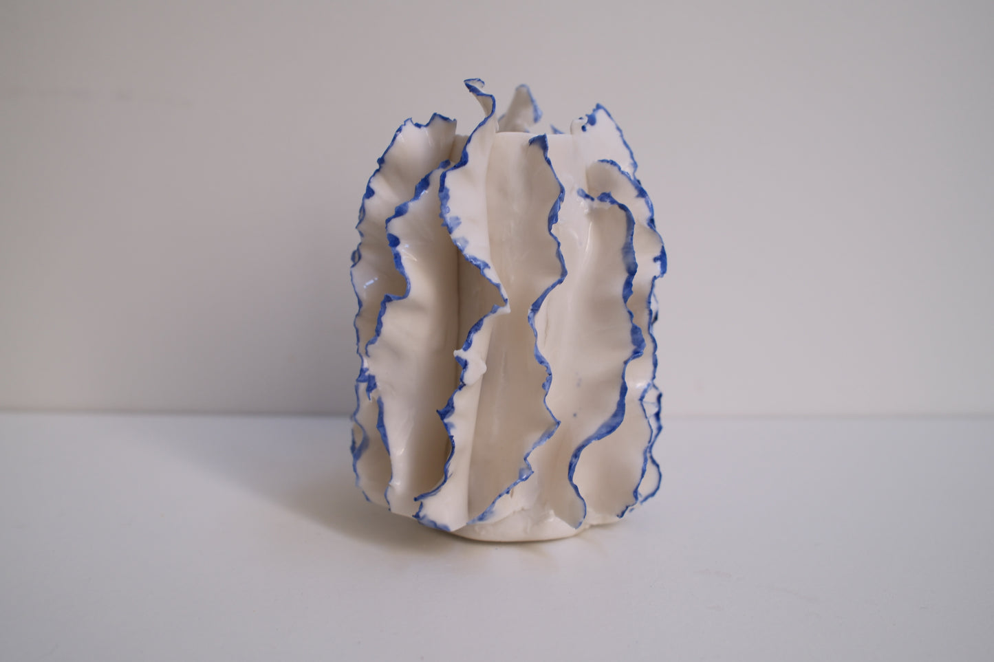 Petit Vase Athéna liseré 💙