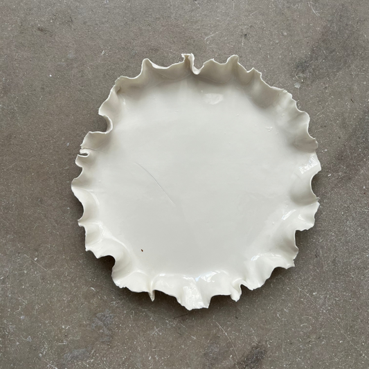 Assiette Pavlova à rebord - Vide atelier